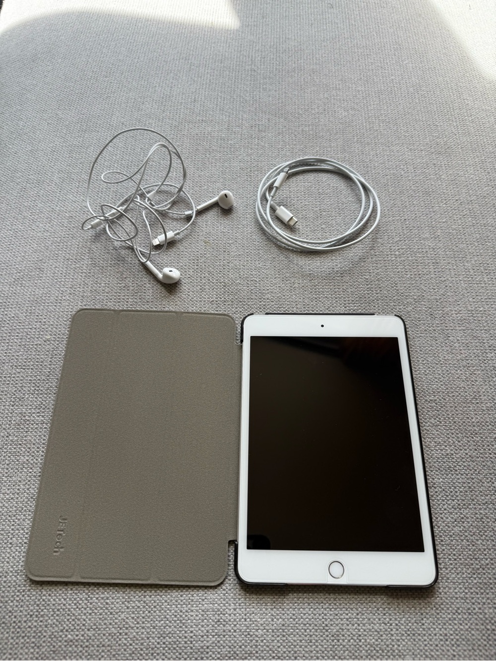 Apple iPad mini in White with Gray Folio Case and White Accessories